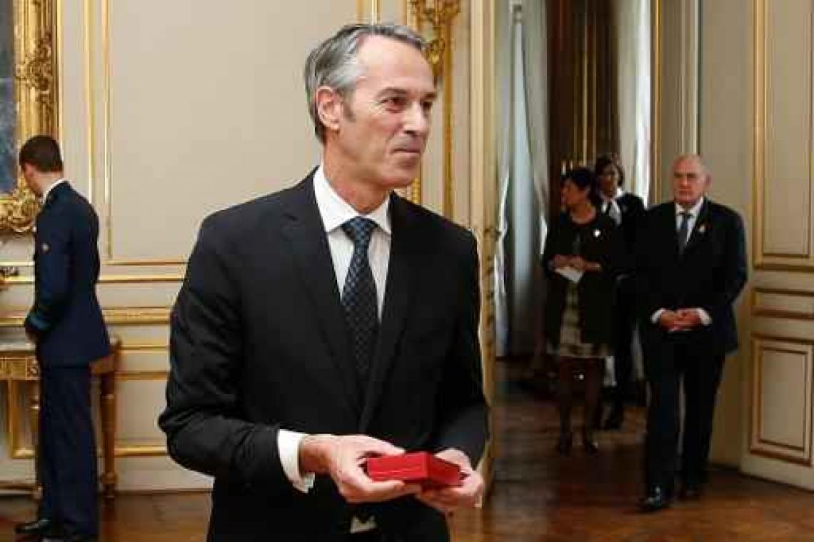 Belgen Ivo van Hove en Anna Cervinka winnen Franse theaterprijzen