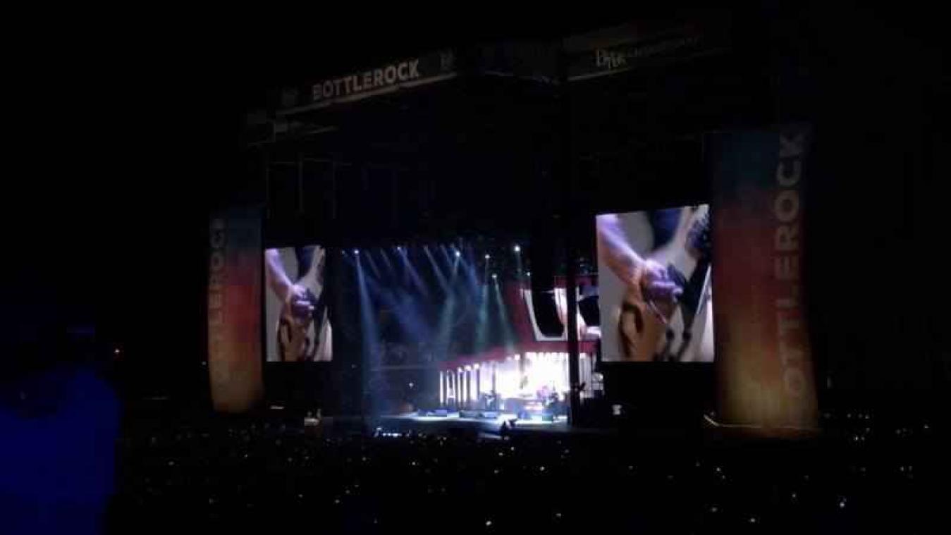 VIDEO. Foo Fighters spelen verder nadat festival de stekker uittrekt