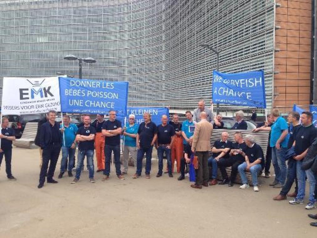 Nederlandse vissers protesteren tegen "domste beslissing ooit" van Europese Commissie