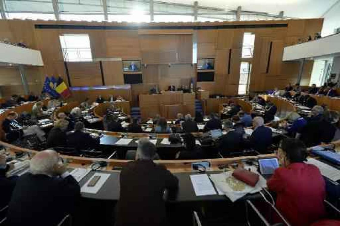 Brussels Parlement betreurt gebrekkige Nederlandstalige versie van nieuwe website