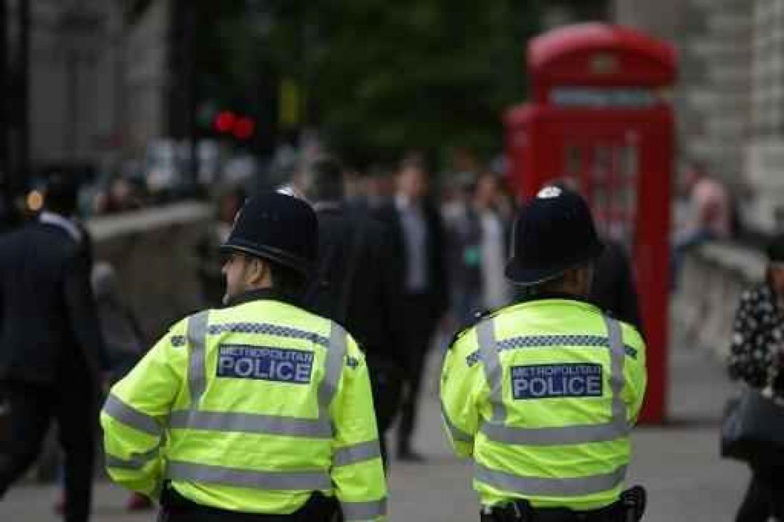 Scotland Yard zoekt speurders voor het eerst bij het grote publiek