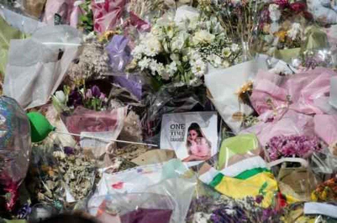 Aanslag Manchester - Ariana Grande bezoekt gewonde fans