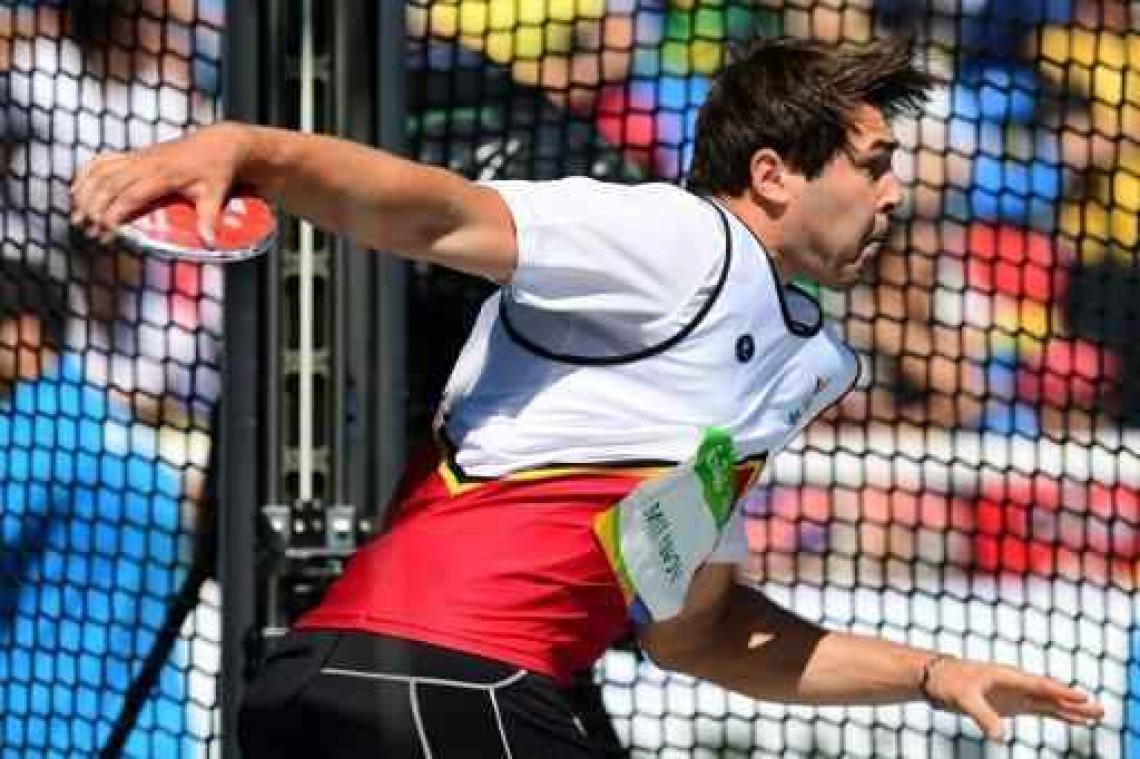 Philip Milanov gooit discus in Eeklo naar WK-limiet