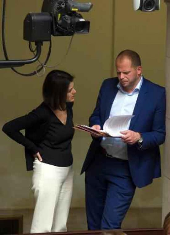 CD&V en Francken botsen over boetes voor wie illegaal in België verblijft