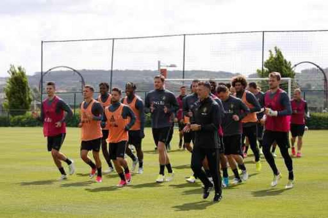 26 Rode Duivels op laatste training in België