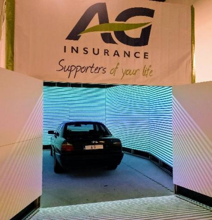 AG Insurance meet hagelschade aan auto op met scanner