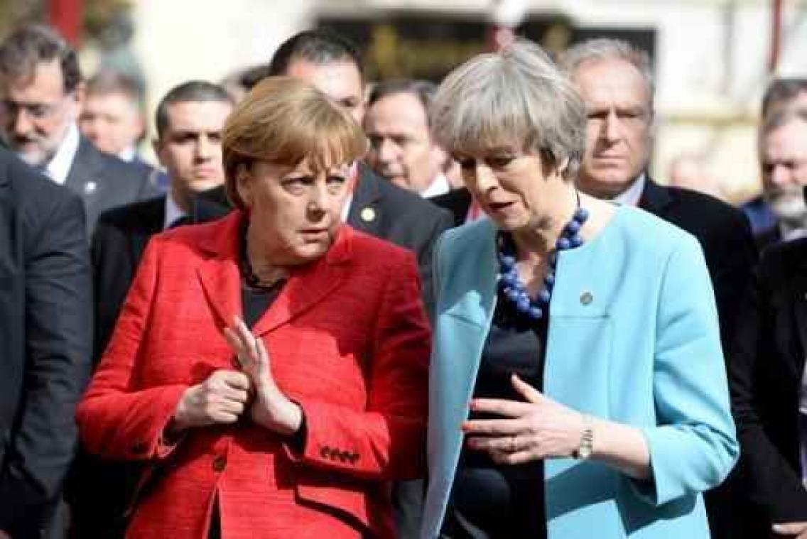 Britse verkiezingen - May bevestigt dat gesprekken over Brexit "binnen de twee weken" beginnen