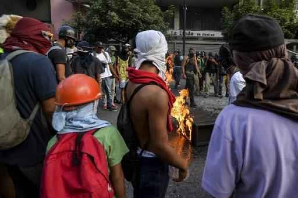 Betogers bestoken hooggerechtshof in Venezuela