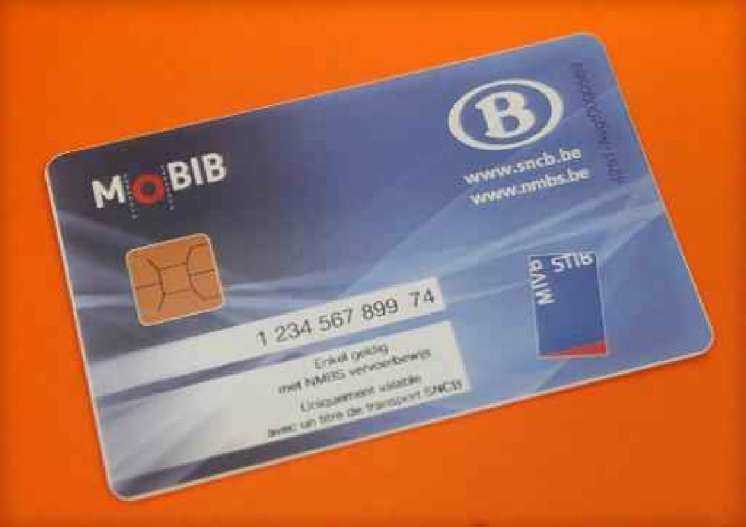 Treinreiziger moet niet langer langs loket voor MOBIB-kaart