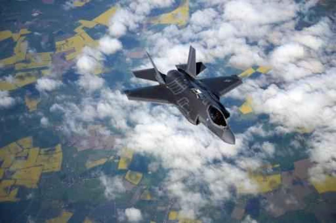 Vijftigtal Amerikaanse F-35's aan de grond wegens zuurstofproblemen