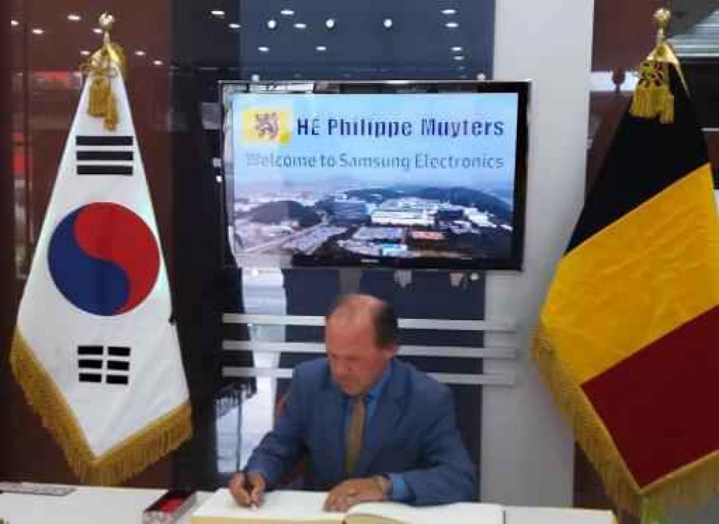 Economische missie Zuid-Korea - Muyters en imec gaan langs bij Samsung