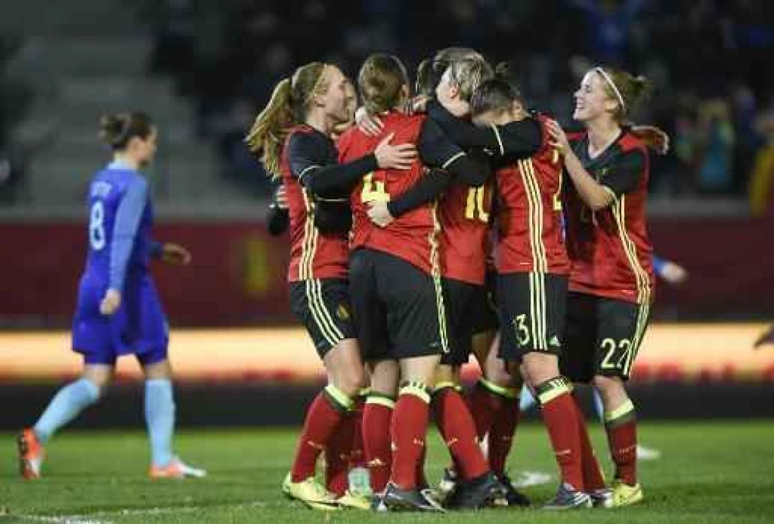 EK voetbal 2017 (v) - Red Flames oefenen ook nog tegen Spanje en Rusland