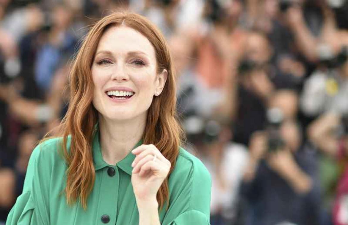 Julianne Moore vertoeft zich  alleen nog maar in de schaduw