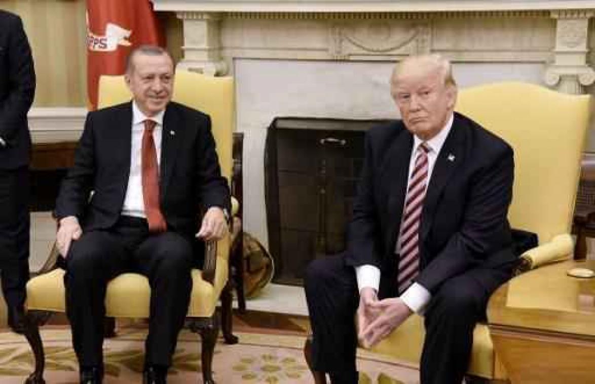 Arrestatiebevel tegen Turkse bewakers die worden beschuldigd van geweld in Washington