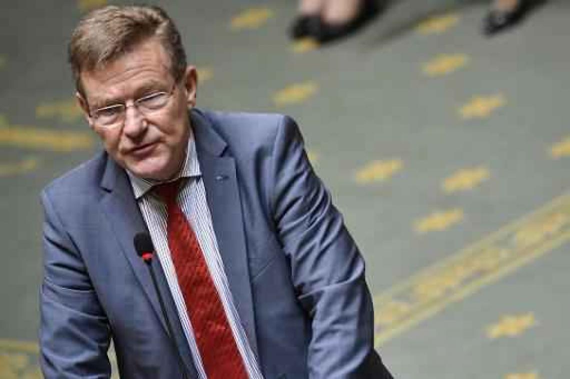 Van Overtveldt duwt N-VA-lijst in Mechelen