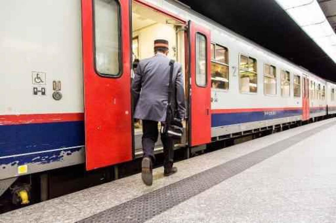 Nieuwe vertrekprocedure treinen loopt vertraging op