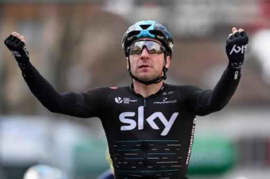 Elia Viviani sprint naar zege in de Route de Sud
