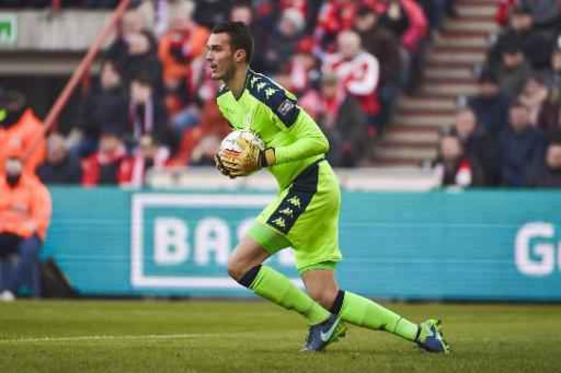 Jupiler Pro League - Doelman Guillaume Hubert verlaat Standard voor Club Brugge