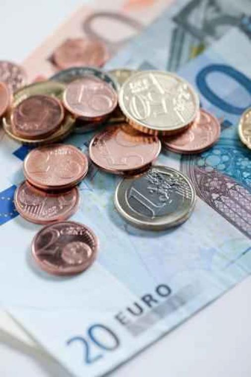 "Universeel basisinkomen is onhaalbaar, onbetaalbaar en onwenselijk"