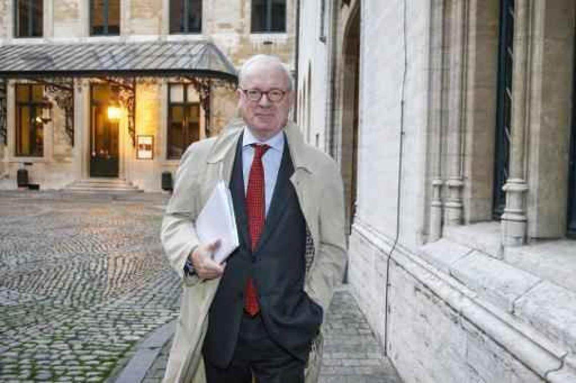 Armand De Decker neemt ontslag als burgemeester van Ukkel
