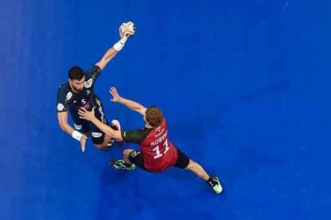 Kwal. EK handbal 2018 (m) - Wereldkampioen Frankrijk te sterk voor verdienstelijke Red Wolves