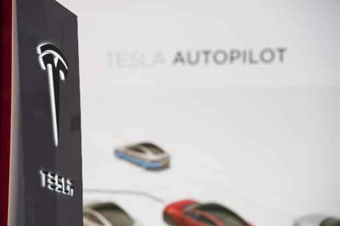 Tesla niet verantwoordelijk voor dodelijk ongeval met automatische piloot