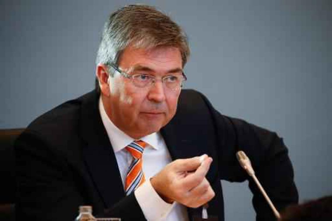 Publifin - Onderzoekscommissie zet punt achter hoorzittingen