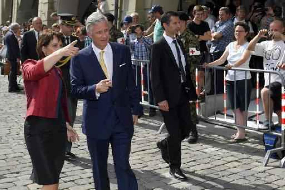 Koning Filip en Belgische delegatie leren in Zwitserland over "leren en werken"