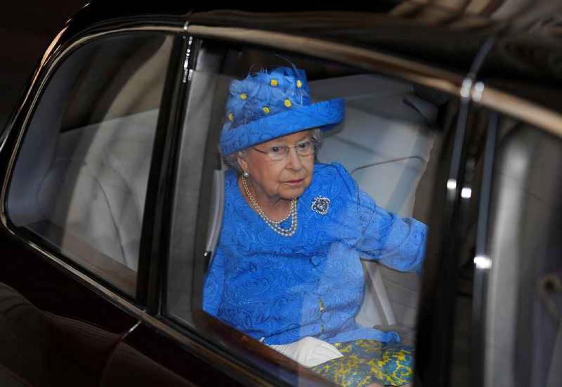 Queen aangegeven bij de politie voor verkeersmisdrijf