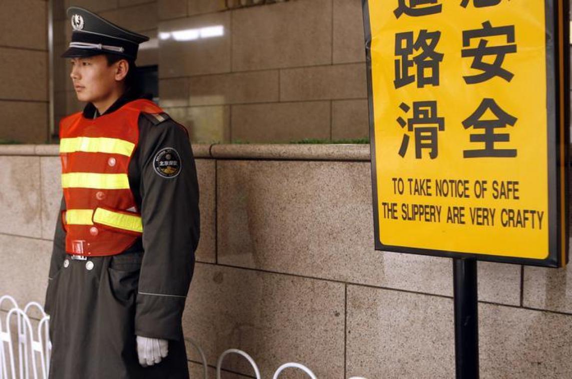 China bindt strijd aan met Chinglish'