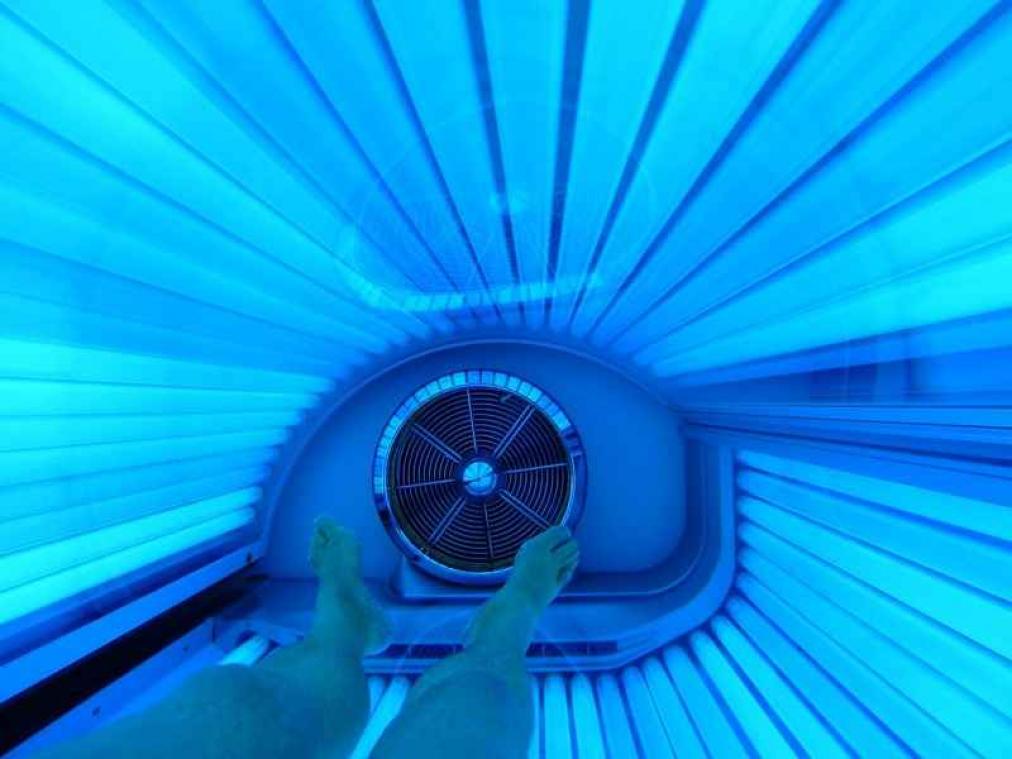 Gezondheidsraad pleit voor ban op zonnebanken