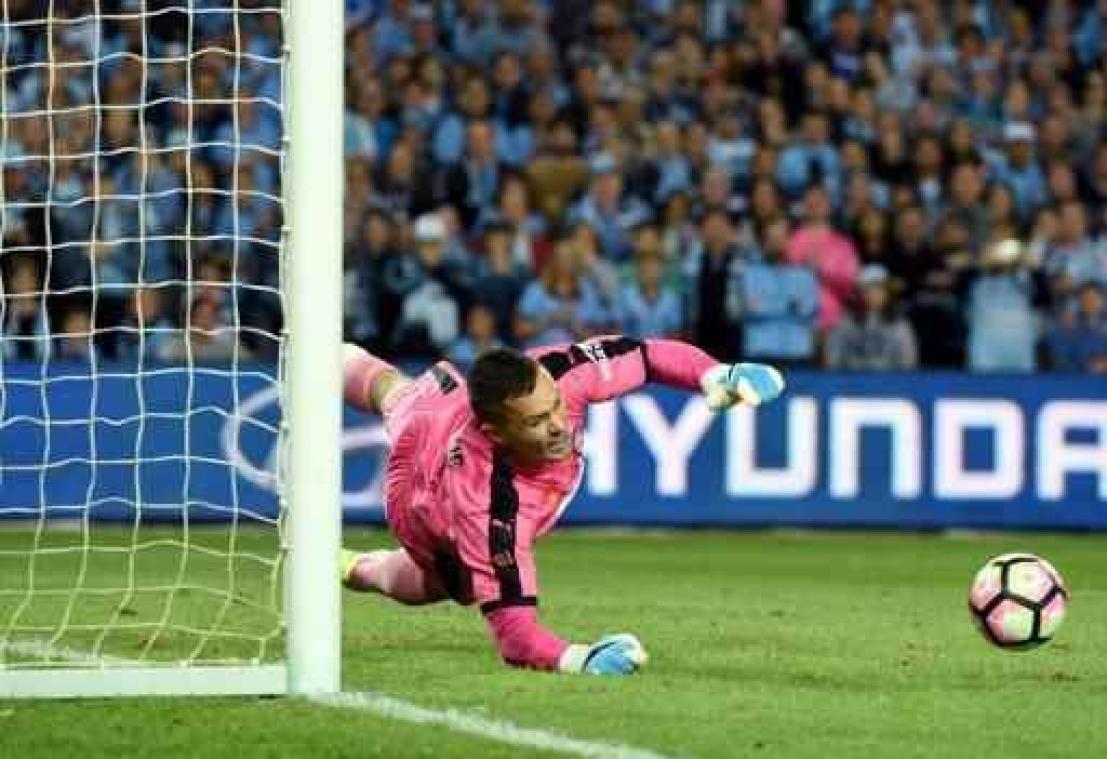 Danny Vukovic moet landgenoot Mathew Ryan opvolgen bij Racing Genk