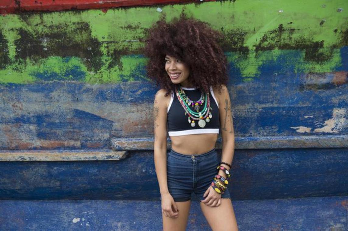 Flavia Coelho: &quot;Ik vind het heerlijk om iedereen te zien dansen vanop het podium&quot;