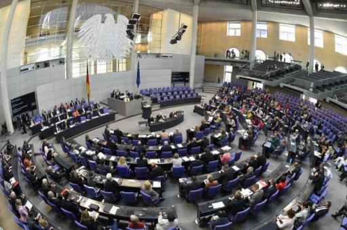 Duitse parlement keurt homohuwelijk goed, ondanks tegenstem Merkel