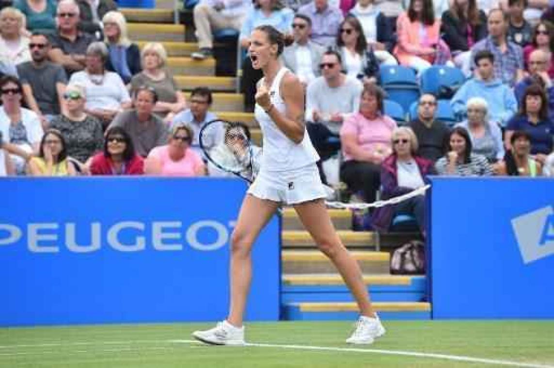 Karolina Pliskova steekt toernooizege in Eastbourne op zak