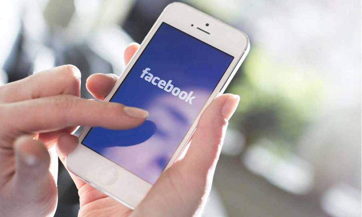 Facebook lanceert nieuwe foto-app die gezichten herkent en foto's deelt