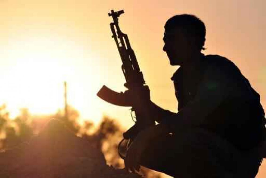 Anti-IS-alliantie breekt door muur rond oude stad in Raqqa