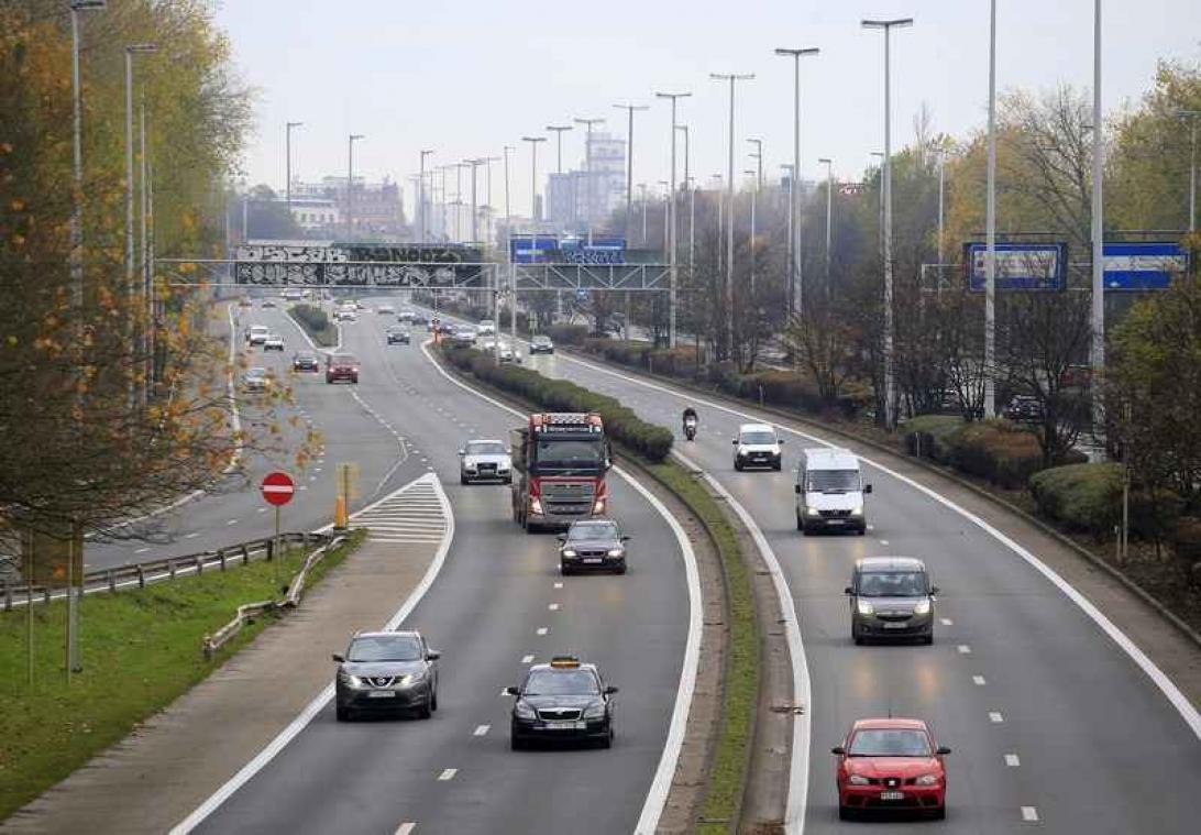 Voor het eerst in 20 jaar meer benzinewagens verkocht dan diesels