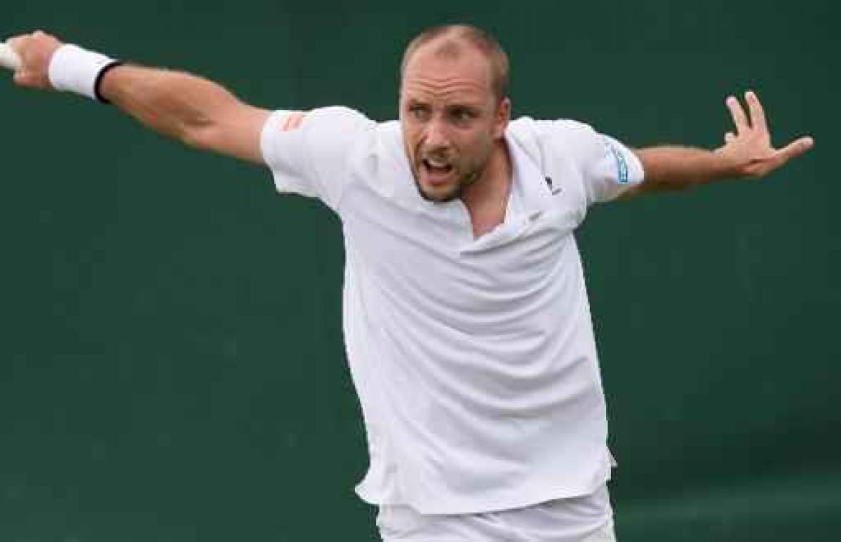 Steve Darcis moet al snel opgeven tegen David Ferrer