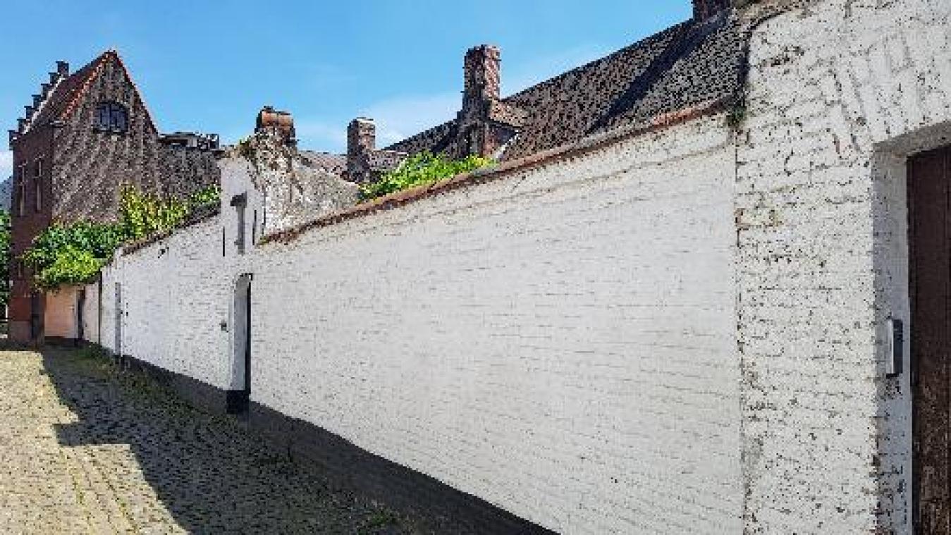 Krakers in Gent - Roma in Provenierstersstraat hebben woningen verlaten