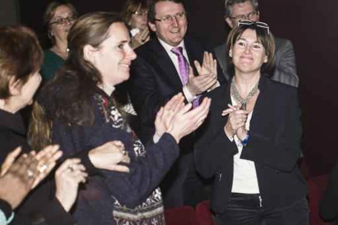 Vlaams minister Homans benoemt Valérie Geeurickx tot burgemeester Linkebeek