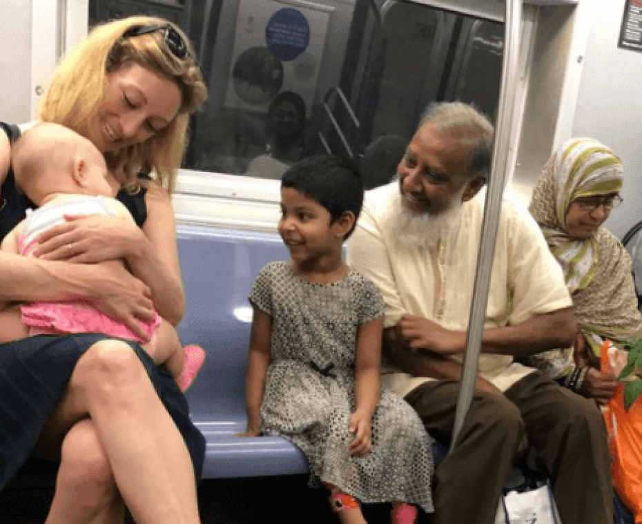 Deze foto brengt multiculturele New Yorkse metro perfect in beeld