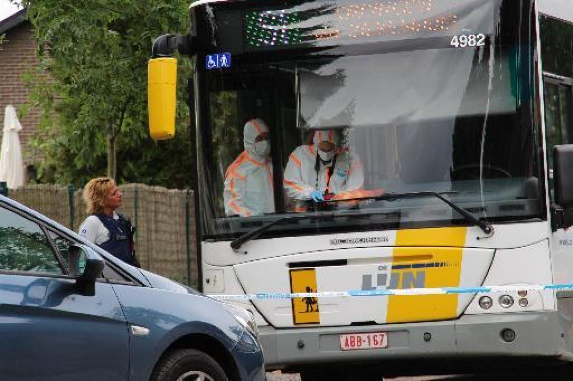 Vrouw overlijdt op bus De Lijn in Sint-Truiden