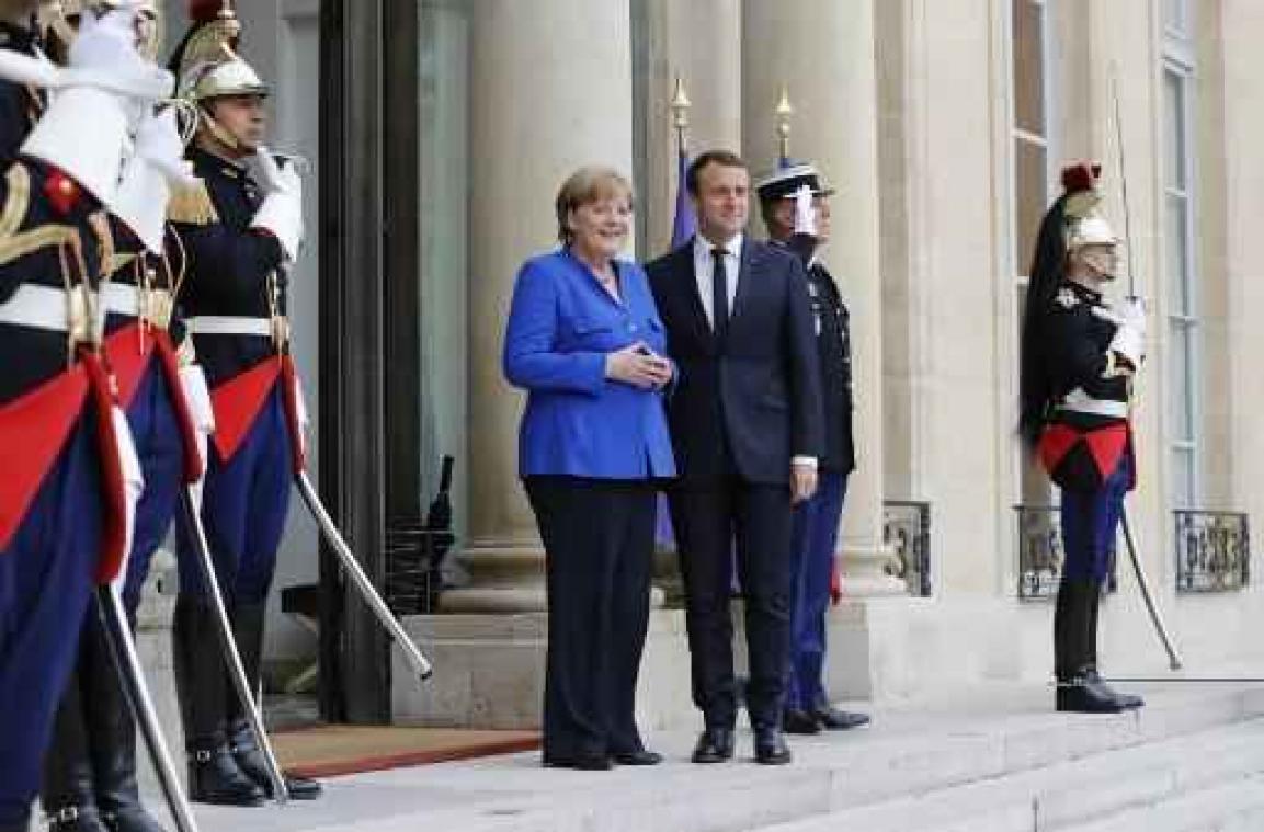 Merkel in Parijs voor Duits-Franse ministerraad