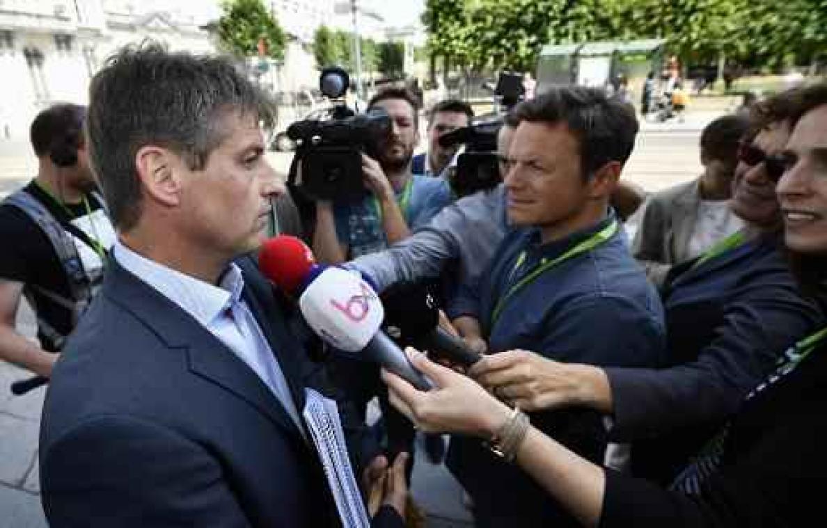 MR ontwaart "opening" bij DéFI over deelname aan Franse gemeenschapsregering