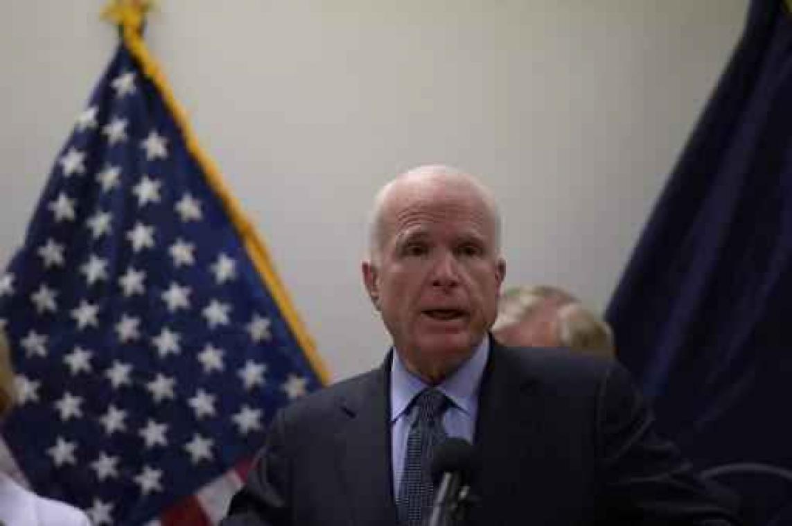 Senaatsstemming Amerikaanse ziekteverzekering opnieuw uitgesteld door operatie McCain