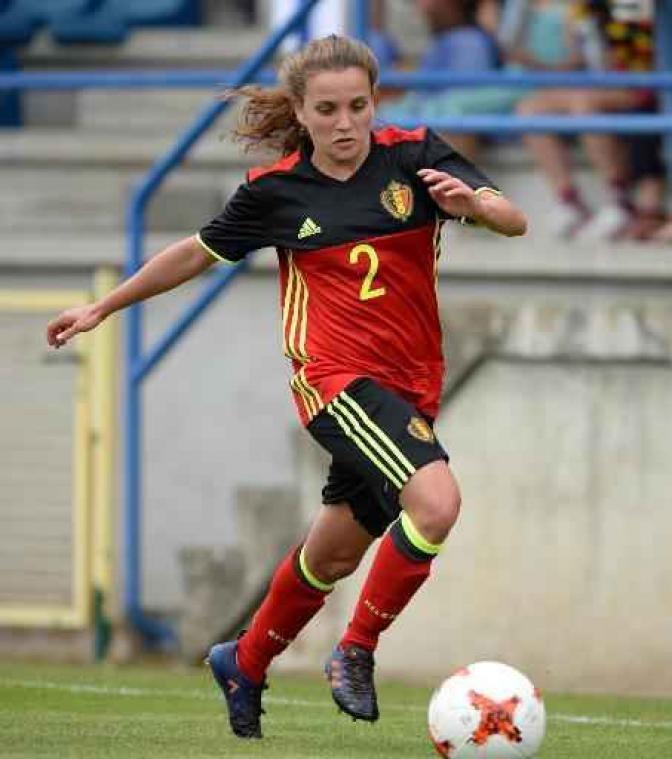 EK voetbal 2017 (v) - Serneels verkiest Philtjens boven Deloose