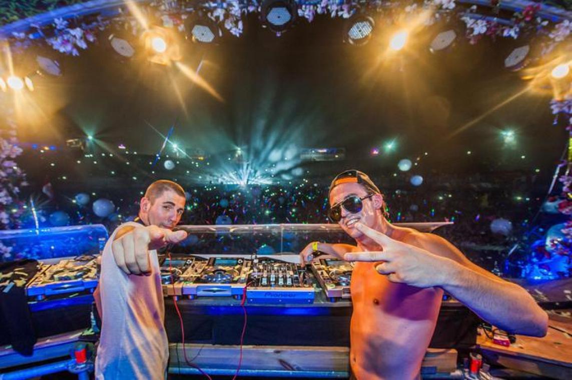 De affiche van Tomorrowland ontleed: Sporting België vs. FC Rest van de Wereld