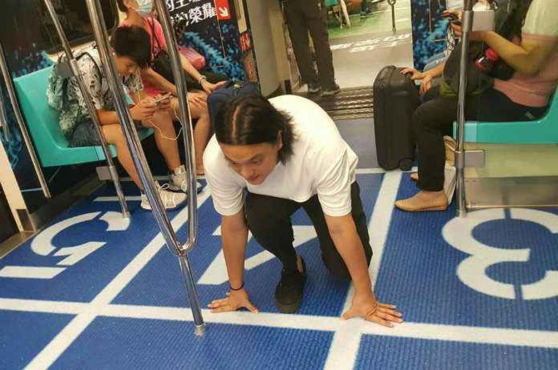 In de Taiwanese metro waan je je op een sportveld