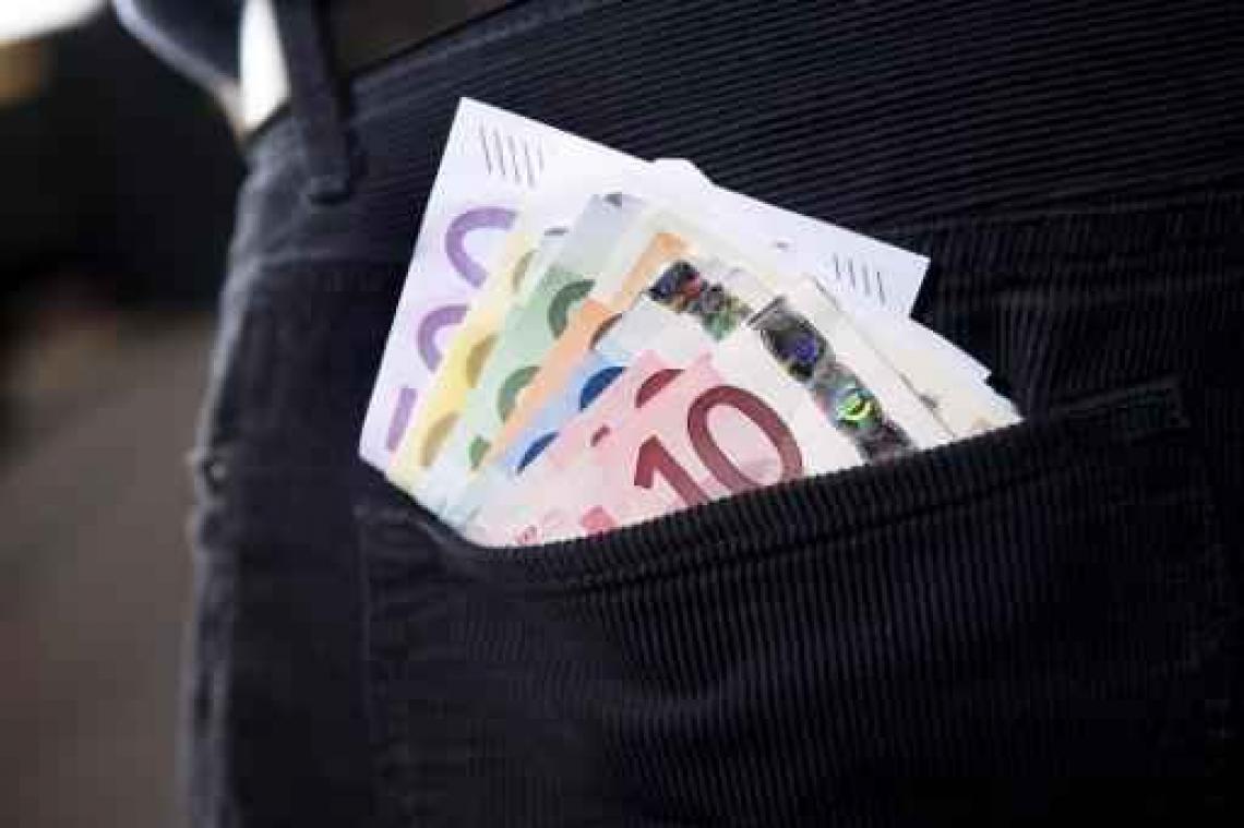 Recordaantal Belgen krijgt bonus op werk